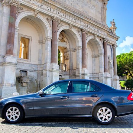 Arriving in Rome by car